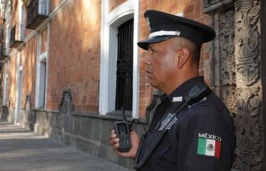Police officer in Mexico Police officer in Mexico