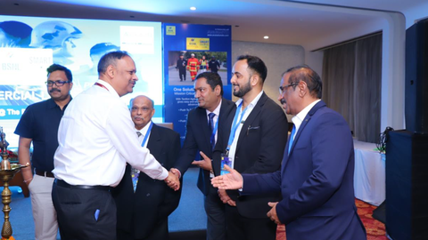 airbus bsnl india tactilon agnet 500 shaking hands at an event