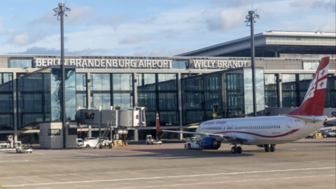 Berlin_Brandenburg_airport_outside_view.png