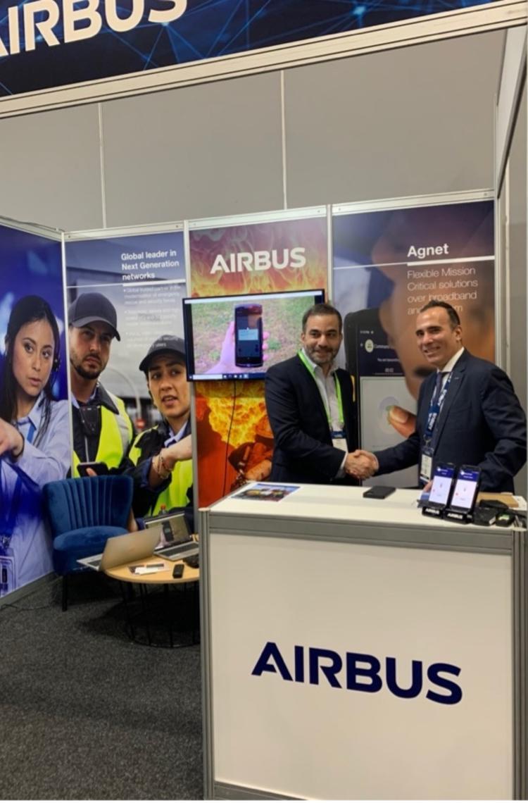 photo article vertel australia handshake airbus stand photo article vertel australia handshake airbus stand