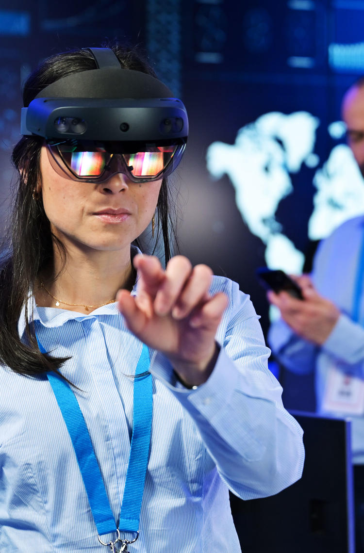 Command and control room operator using vr glasses