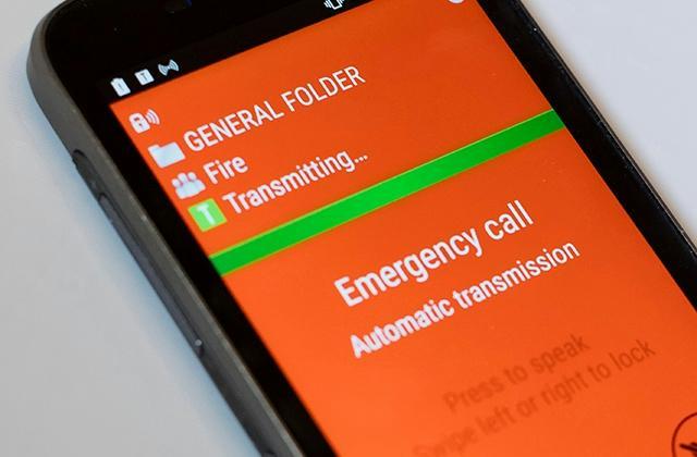 Emergency call in push-to-talk app