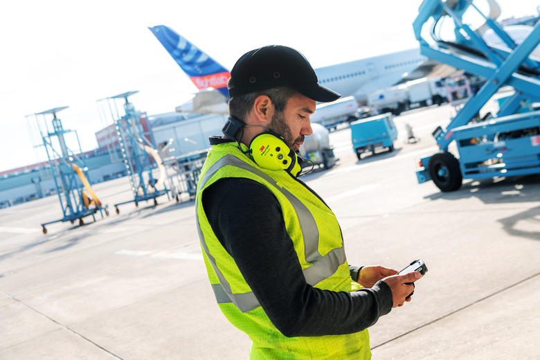 Ground handler using agnet turnaround on a smartdevice