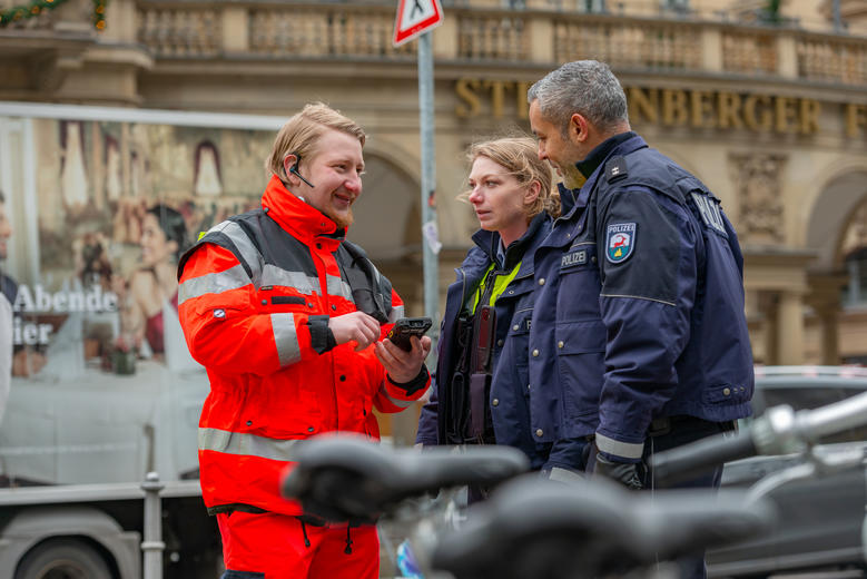 Police and fireman working together