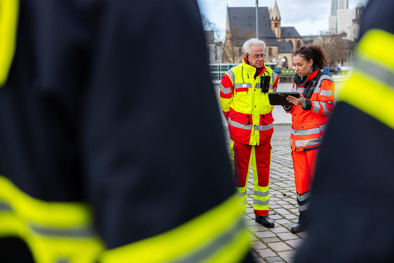 Paramedics discussing a topic